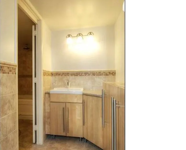 318 N Maple Dr #C106 — Photo 13