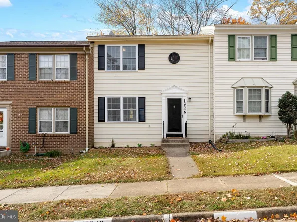 12346 Woodlawn Ct, Woodbridge, VA 22192