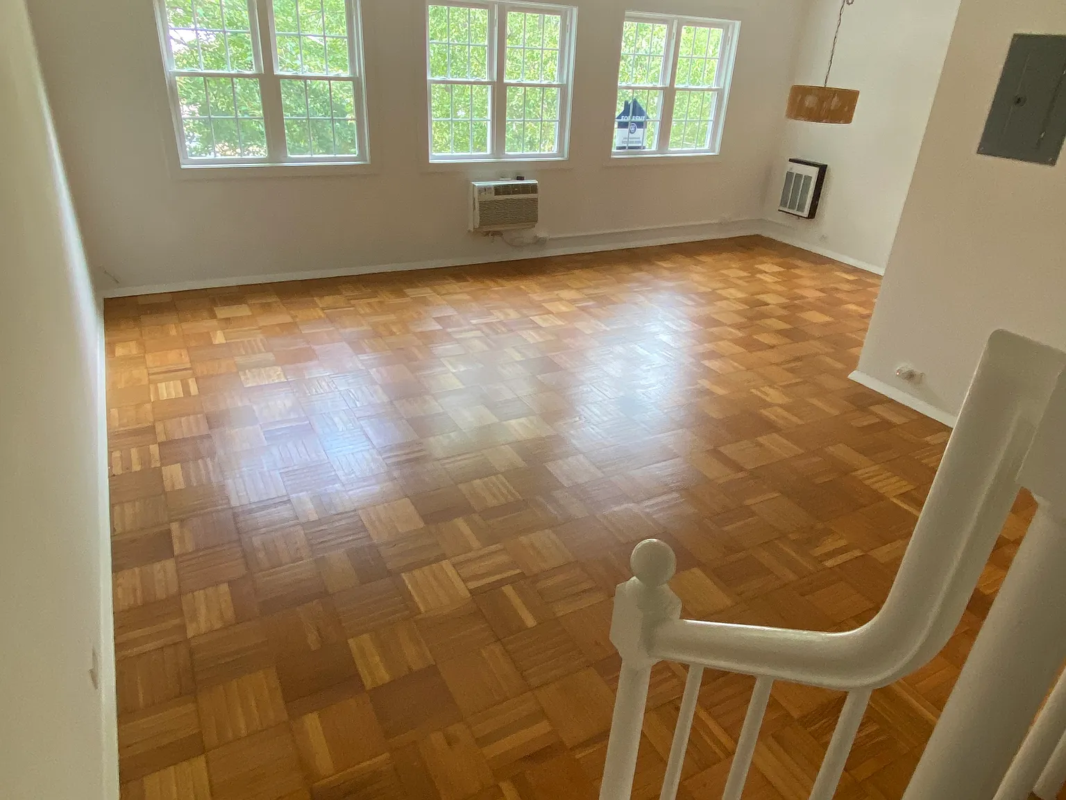 2 bed, 930 sqft, $2,700 — Photo 3
