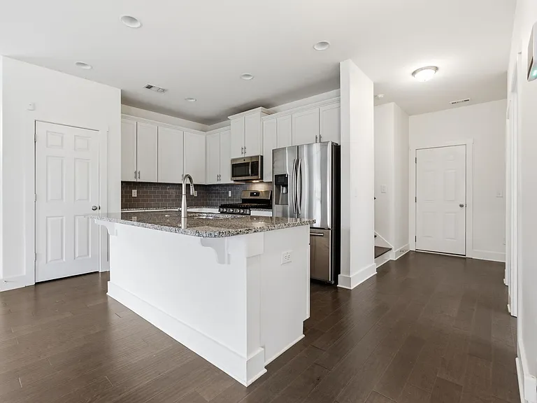 2350 Terrace View Cir SW — Photo 5