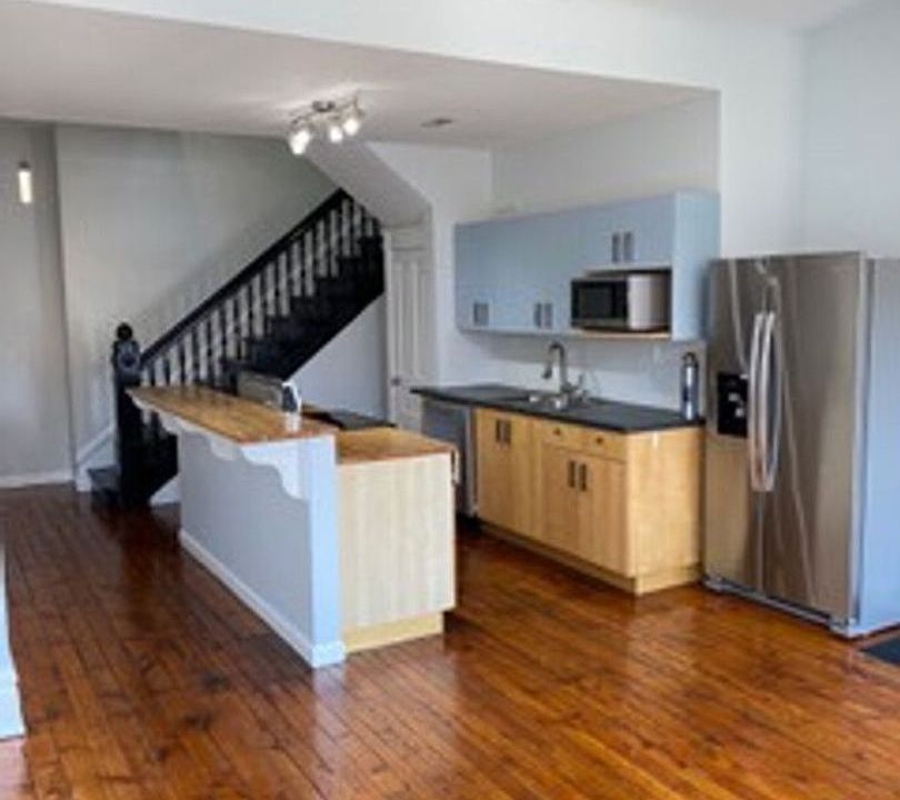 2nd image of 5222 Butler St #58CFAFA02