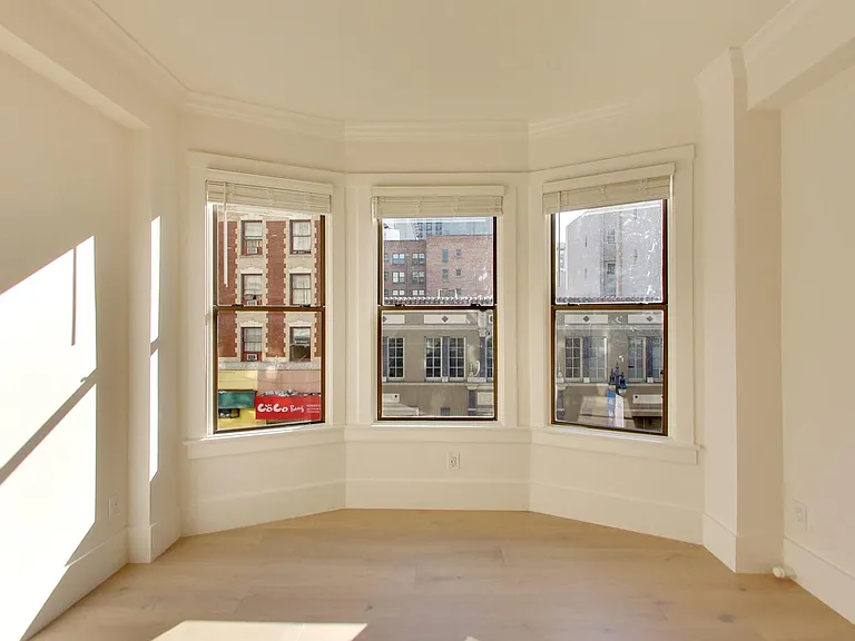 535 Taylor Street — Photo 8