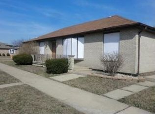 1075 Herbert Breclaw Dr, Calumet City, IL