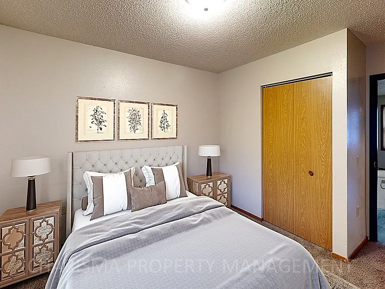 Pheasant View Apartments — Photo 38
