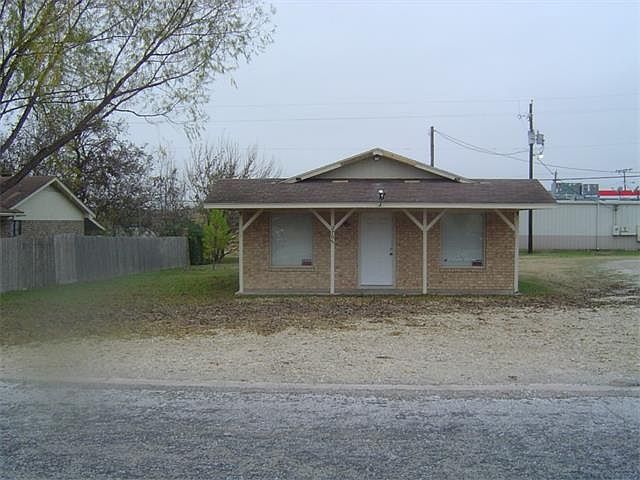 1st image of 2705 Donna Dr
