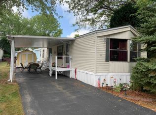 59 Boren Ave, Wauconda, IL 60084