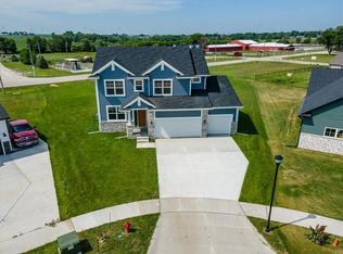 104 Saint Marys Ct, Stuart, IA 50250