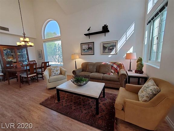 4th image of 2020 Hobbyhorse Ave