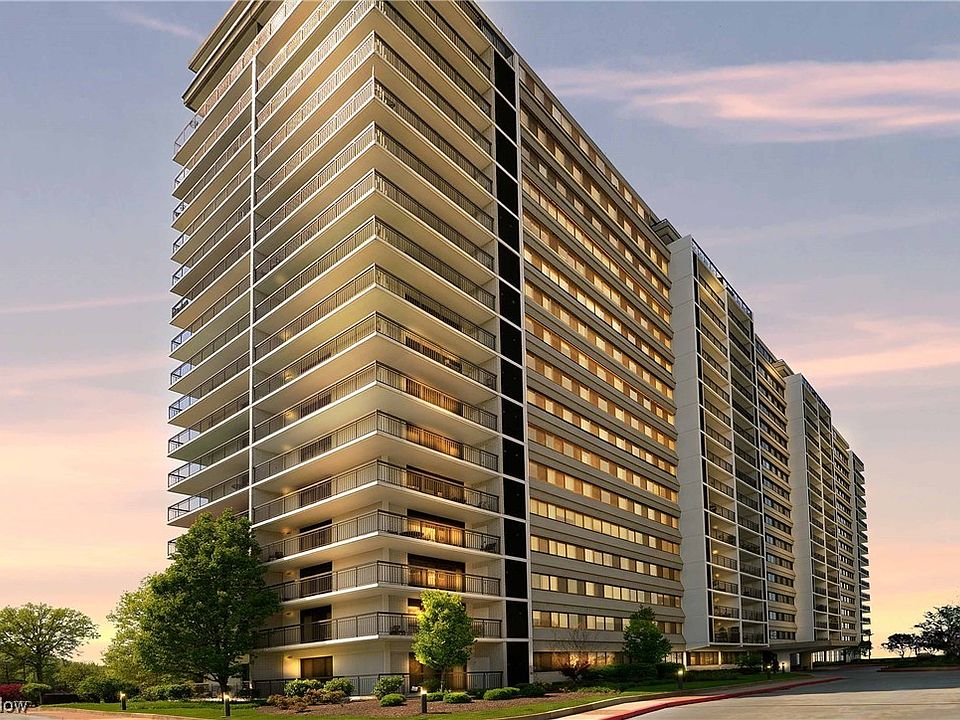 1st image of 12550 Lake Ave APT 302