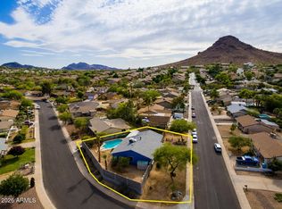 2031 E VISTA Drive, Phoenix, AZ 85022