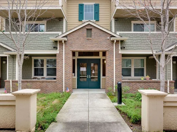 1037 Scotia Ter Unit 304, Sunnyvale, CA 94089