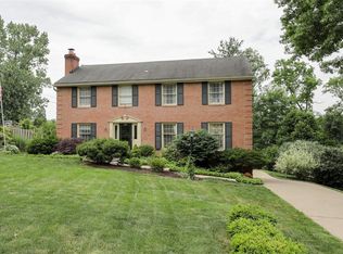 2174 Meadowmont Dr, Pittsburgh, PA