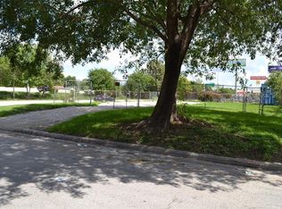 2820 Eastman St, Houston, TX 77009