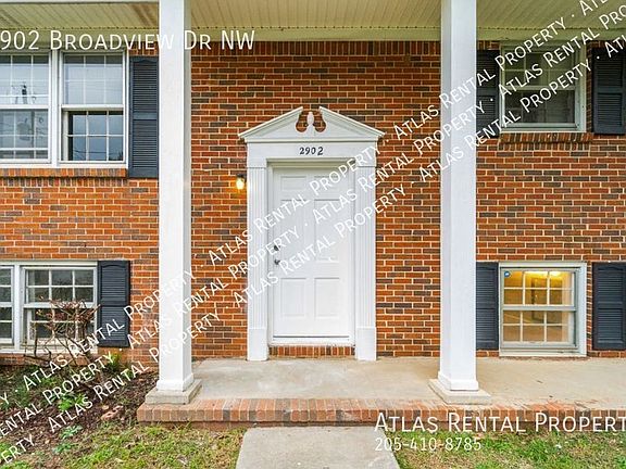 3rd image of 2902 Broadview Dr NW