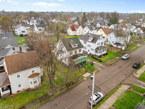 2nd image of 118 S McKinley Ave