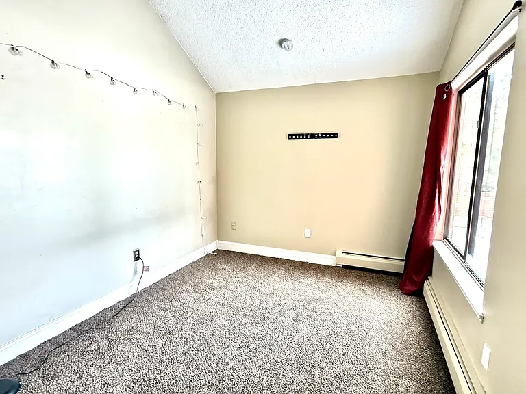 21 Amato Dr #I — Photo 4