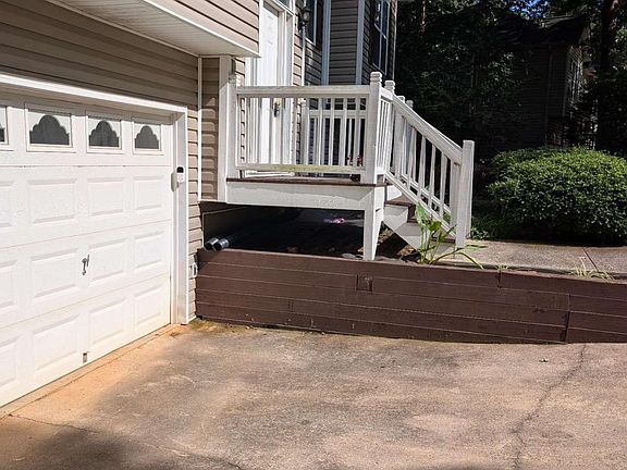 3rd image of 81 Glen Ridge Dr