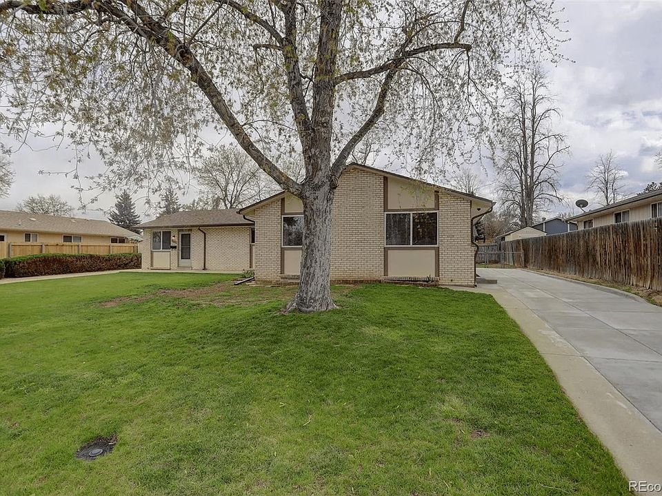 1st image of 3644 W 90th Pl