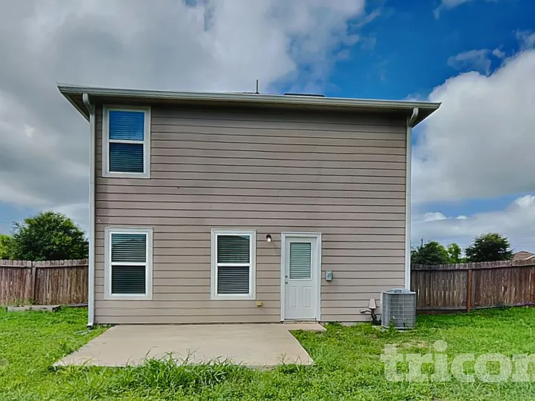 7538 Bowdre — Photo 15