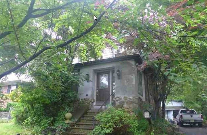 1st image of 207 Eagle Rock Ave