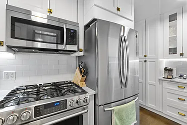 Sold by Nest Seekers International