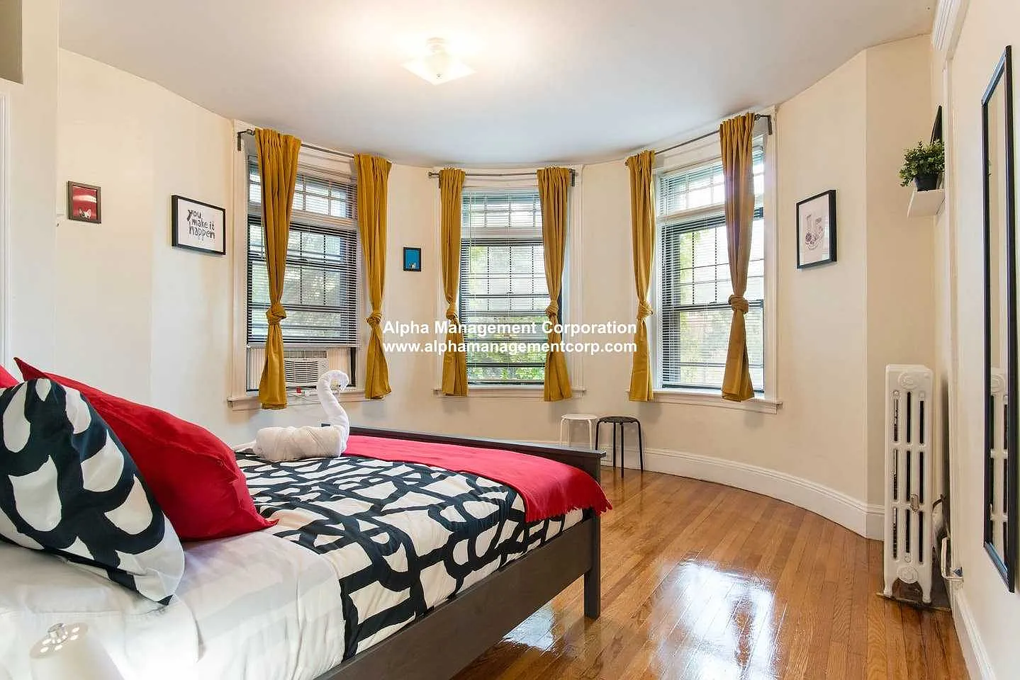 5 bed, $5,800 — Photo 2