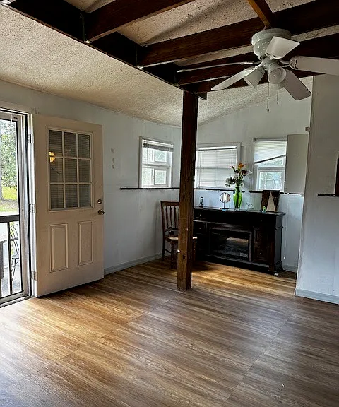 2659 Coconut Blvd — Photo 3