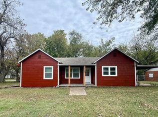 1123 W Spring St, Collinsville, OK 74021