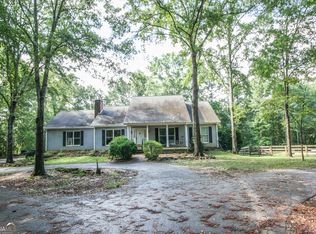 2311 Happy Valley Cir, Newnan, GA 30263