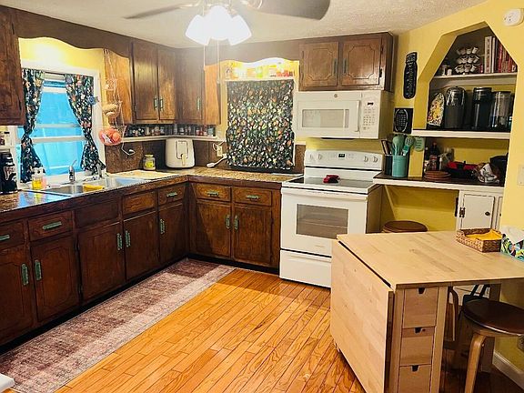 4th image of 891 Tolley Hollow Rd