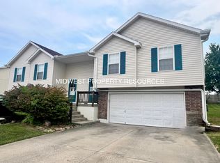 1023 Kaycee Dr, Raymore, MO 64083