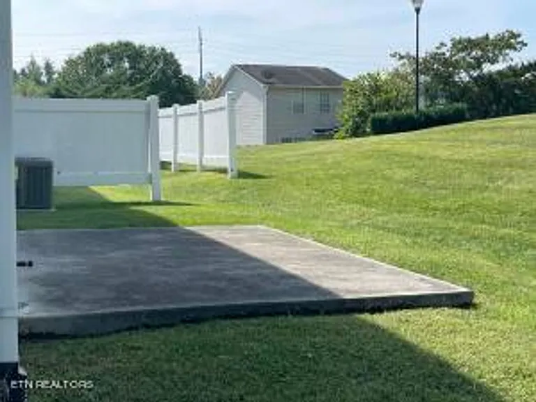1643 Wood Song Ln — Photo 18