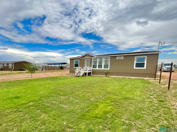 615 W Cottonwood Ln, Hobbs, NM 88242
