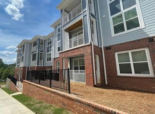 1411 Stovall Dr #101, Raleigh, NC 27606