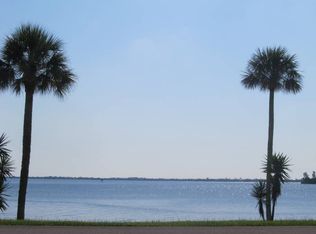 2520 Rocky Point Rd, Malabar, FL 32950