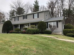 8 Via Da Vinci, Clifton Park, NY 12065