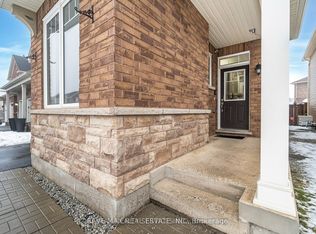 21 Gibbs Rd, Brampton, ON L7A0Y5