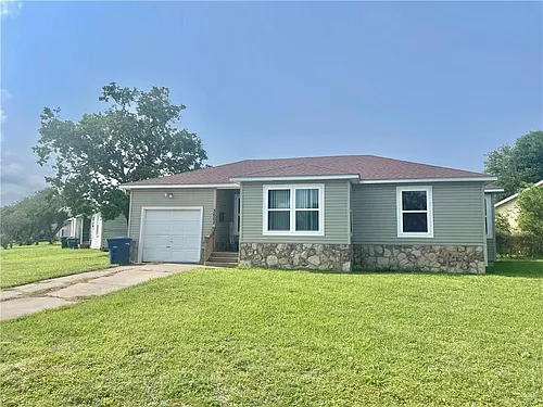 3602 Mimosa Dr Photo 1