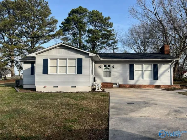 160 Noblitt Cir, Boaz, AL 35956