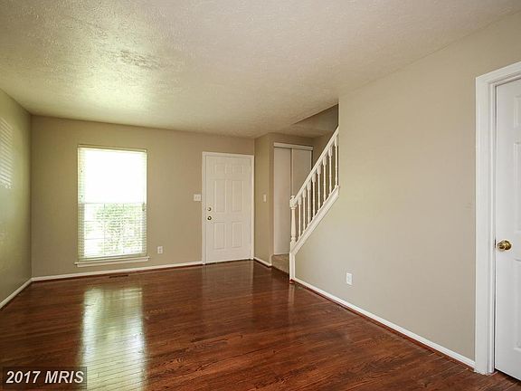 3rd image of 13513 Deerwater Dr #5-B