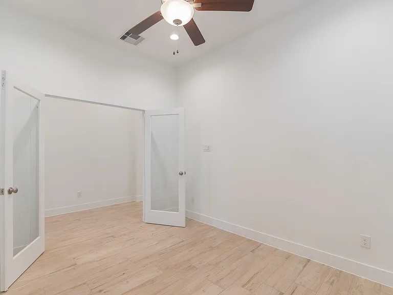 10747 Pine Pink — Photo 11