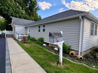 628 Columbia Ave, Union Beach, NJ 07735