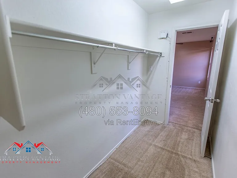 1423 N 81st Ave — Photo 30