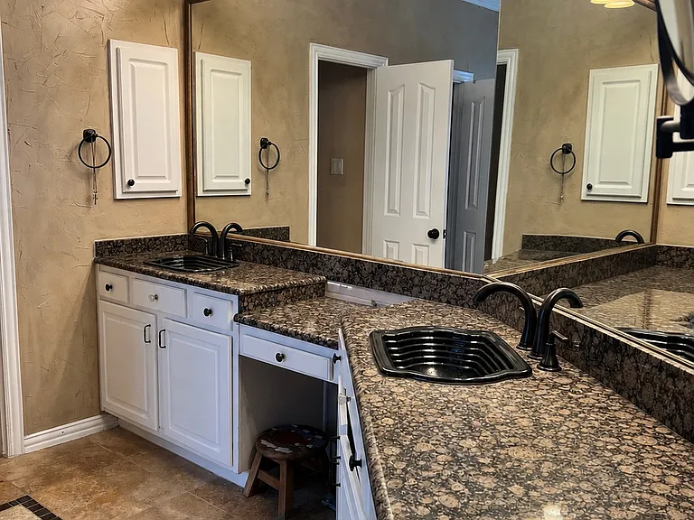 3412 Durham Ln — Photo 10