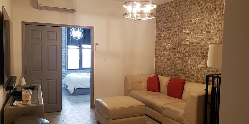 Rented by MCR Realty | media 38