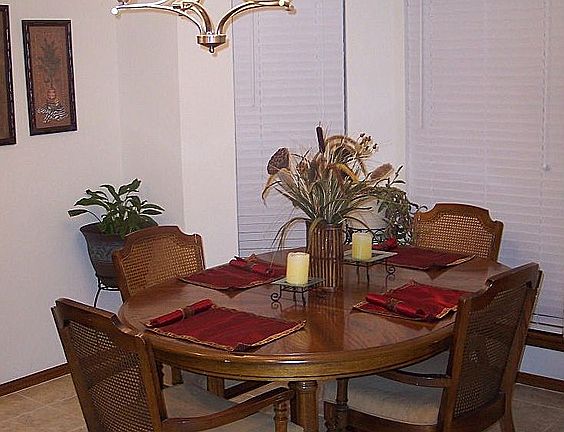 3rd image of 2621 Jefferson Dr