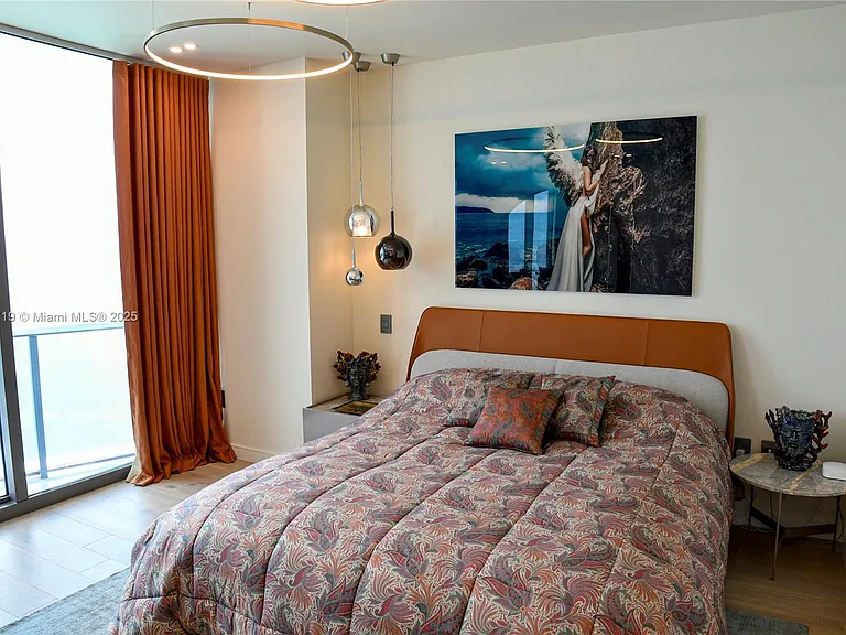15701 Collins Ave #4403 — Photo 9