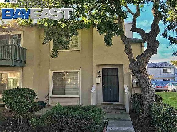 2nd image of 4306 Planet Cir