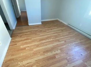 251 S 8th St, Newark, NJ 07103