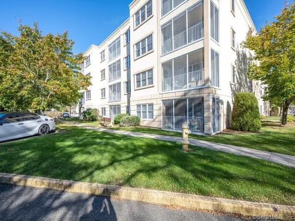 75 Washington Avenue #6-302, Hamden, CT 06518